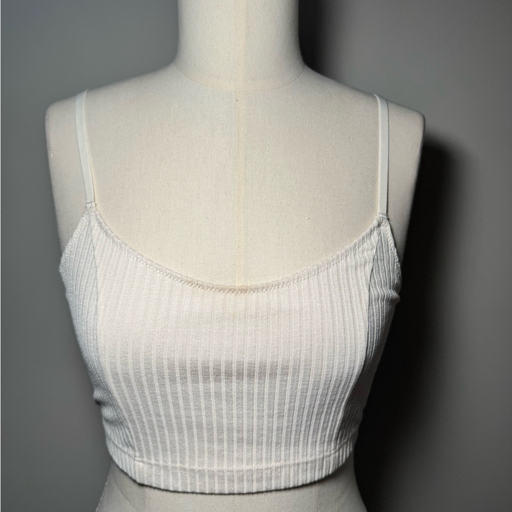 AERIE- White Ribbed Women's Crop Top